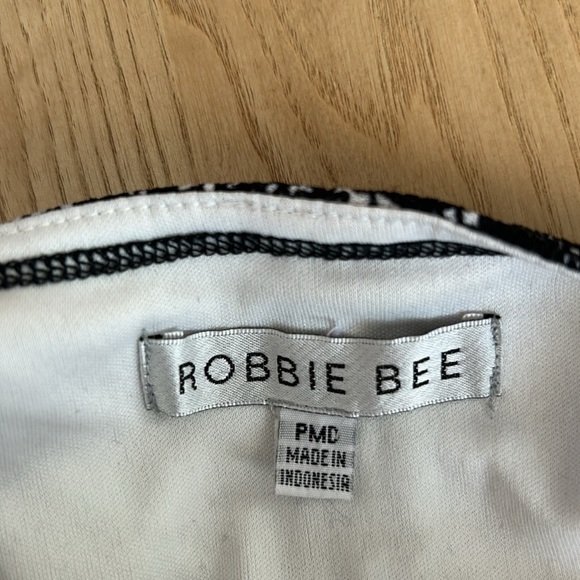 Robbie Bee Black and White Striped Dress | SIZE PM - Picture 6 of 6